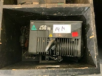 Verlinde elektrische kettingtakel - 250kg. en 500kg. (4x) - afbeelding 4 van  8