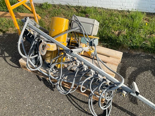 Verlinde elektrische kettingtakel - afbeelding 1 van  10