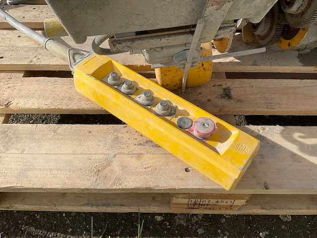Verlinde elektrische kettingtakel - afbeelding 6 van  10