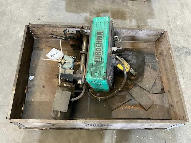 Verlinde eurochain vl10 2004 elektrische kettingtakel - afbeelding 1 van  5