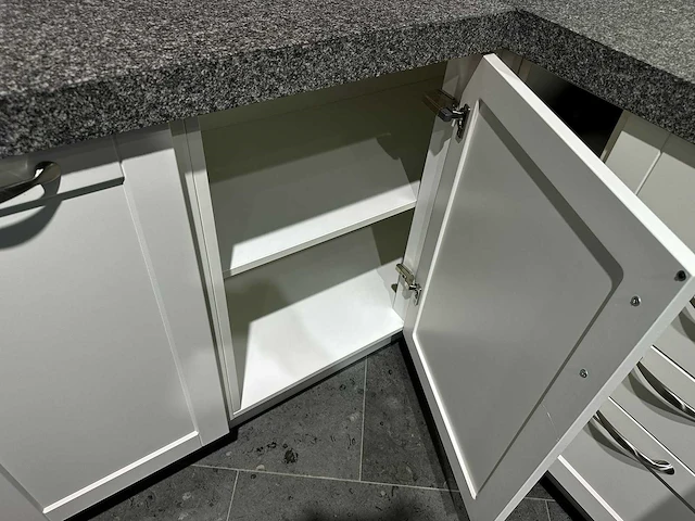 Verlo - showroomkeuken - afbeelding 9 van  32