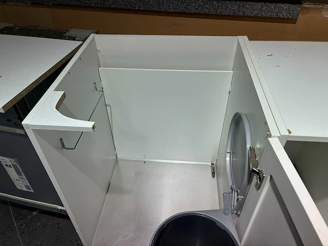 Verlo - showroomkeuken - afbeelding 25 van  32