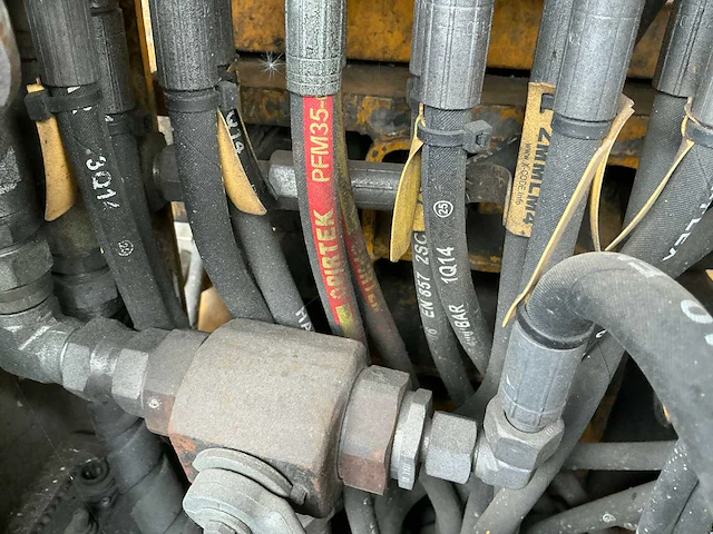 Vermeer holland hydraulische boorstelling hb80 - afbeelding 28 van  36
