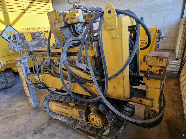 Vermeer holland hydraulische boorstelling hb80 - afbeelding 31 van  36