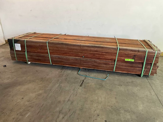 Vermelho hardhouten beschoeiingsplank 350x10x2 cm (50x) - afbeelding 1 van  6