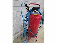 Vernevel en schuim desinfecteer tank - afbeelding 4 van  4