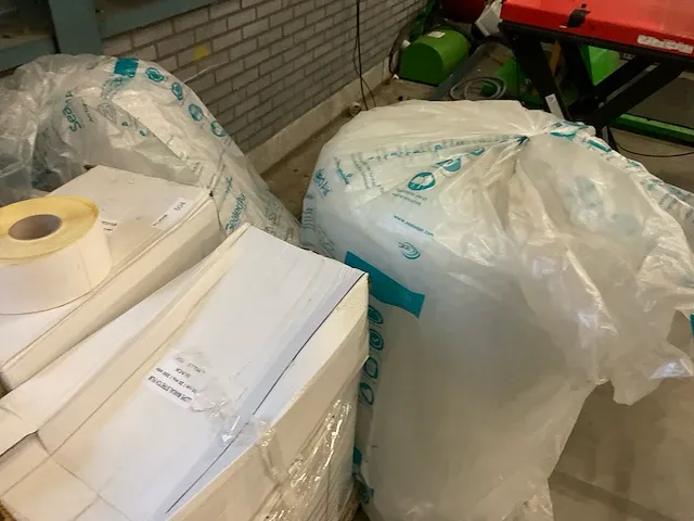 Verpakkings materiaal - afbeelding 5 van  6