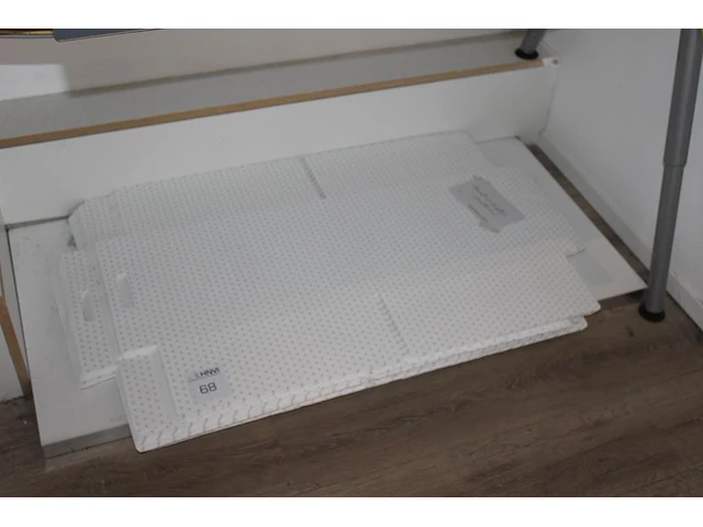 Verpakkingsdozen 30 x 17 x 42 cm met handgreep. - afbeelding 1 van  1