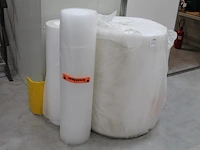 Verpakkingsmateriaal w.o. foam- en bubble-folie. - afbeelding 1 van  2