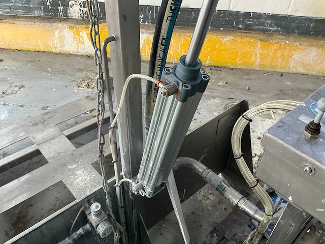 Verplaatsbare pomp skid - afbeelding 6 van  21
