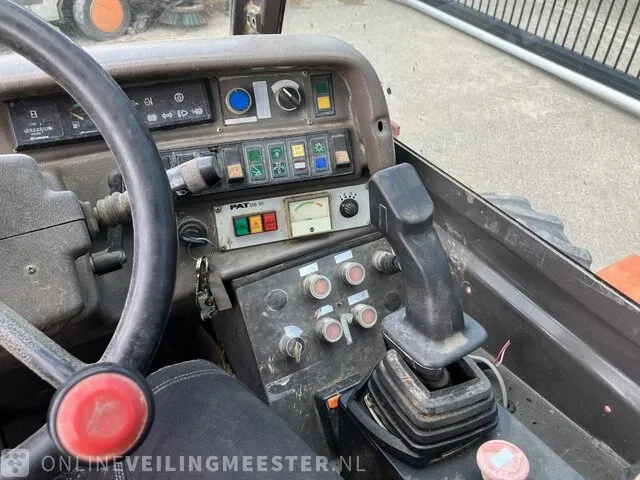 Verreiker manitou, mrt1430, rood, bouwjaar 1997 - afbeelding 14 van  22