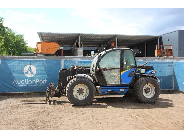 Verreiker new holland lm425 diesel 6.0m - afbeelding 1 van  1