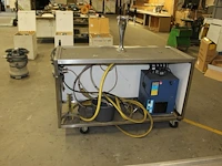 Verrijdbaar barmeubel met tap en onderkoeling selli. afmeting 157 x 64 x 97 cm - afbeelding 3 van  4