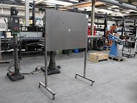 Verrijdbaar metalen planbord met bordafmeting 125 x 89 cm. - afbeelding 1 van  2