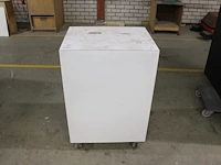 Verrijdbaar vakkenkastje - afbeelding 1 van  4