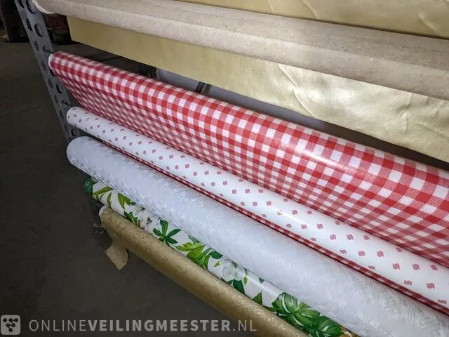 Verrijdbare bok met diverse tafelzeilen - afbeelding 8 van  10