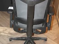 Verrijdbare bureaustoel comforto v.v. tempur zitting. - afbeelding 3 van  3