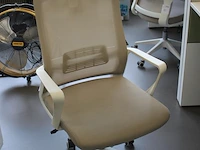Verrijdbare bureaustoel sklum zitting gevlekt. - afbeelding 2 van  2