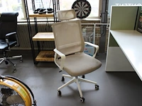 Verrijdbare bureaustoel sklum zitting gevlekt. - afbeelding 1 van  2