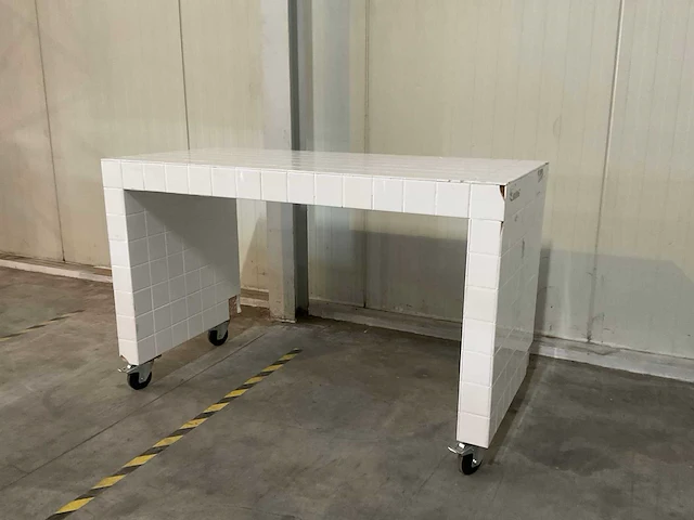 Verrijdbare eetkamertafel - afbeelding 1 van  10
