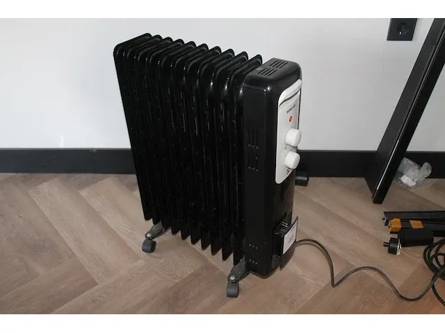 Verrijdbare elektrische heater sencor max. 2000 watt. - afbeelding 1 van  1
