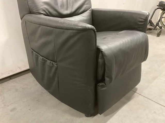 Verrijdbare fauteuil - afbeelding 3 van  4