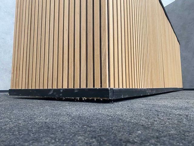 Verrijdbare houten bar 346cm. - afbeelding 5 van  18
