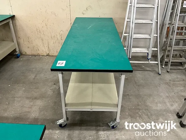 Verrijdbare inpaktafel - afbeelding 1 van  2