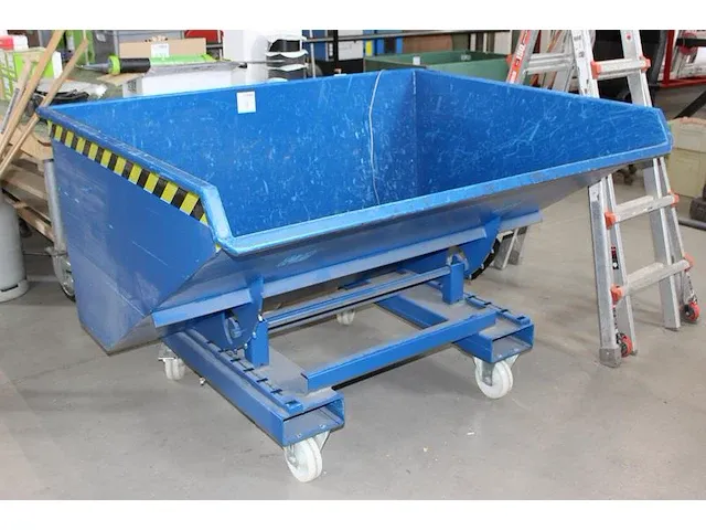 Verrijdbare kantelbak kruizinga nr. 8 .afmeting 1290 x 1570 x 835 mm. bouwjaar 2021. - afbeelding 1 van  3