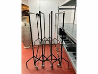 Verrijdbare kledingrekken (4x) - afbeelding 2 van  2