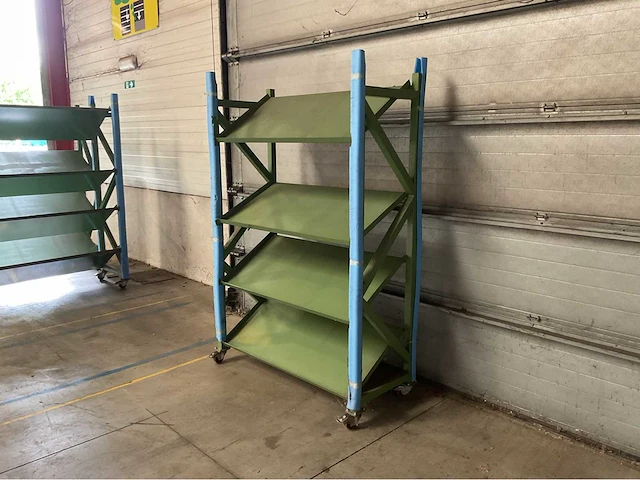Verrijdbare krattenstelling - afbeelding 2 van  4