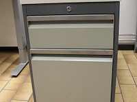 Verrijdbare ladekast. afmeting 43 x 75 x 65 cm. - afbeelding 2 van  3