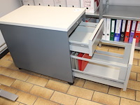 Verrijdbare ladekast. afmeting 43 x 75 x 65 cm. - afbeelding 3 van  3