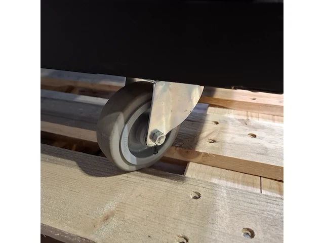 Verrijdbare patchkast, apc, ar2105blk - afbeelding 9 van  11