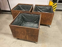 Verrijdbare plantenbak (3x) - afbeelding 1 van  3
