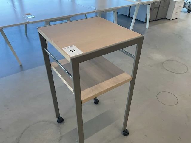Verrijdbare presentatietafel (5x) - afbeelding 3 van  4