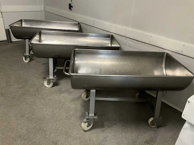 Verrijdbare rvs mengbak (6x) - afbeelding 1 van  9