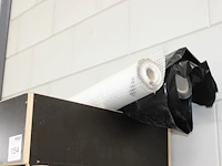 Verrijdbare salvagekast gevuld met tape, drukspuiten, zakken, stucloper, buisfolie, etc. afmeting 250 x 80 ... - afbeelding 3 van  4