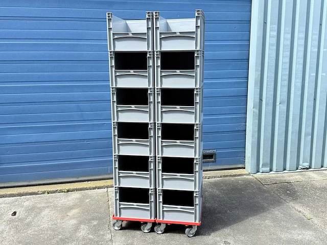 Verrijdbare transportkar + 12 magazijnbakken - afbeelding 1 van  6