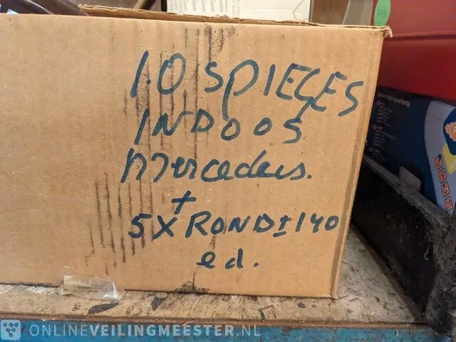 Verrijdbare werkbank met inhoud - afbeelding 13 van  15