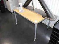 Verrijdbare werktafel met afmeting 114 x 74 x 67 cm. - afbeelding 2 van  2