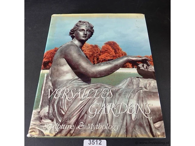 Versailles gardens - afbeelding 1 van  5