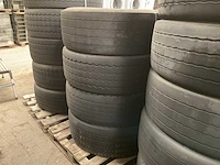 Verschillende banden (4x) - afbeelding 2 van  3