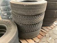 Verschillende banden (4x) - afbeelding 1 van  3