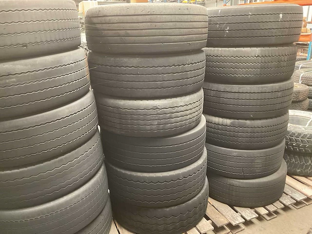 Verschillende banden (6x) - afbeelding 1 van  3