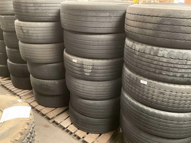 Verschillende banden (6x) - afbeelding 1 van  3
