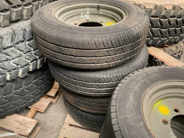 Verschillende banden (7x) - afbeelding 3 van  4