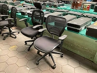 Verschillende bureaustoelen (2x) - afbeelding 1 van  5