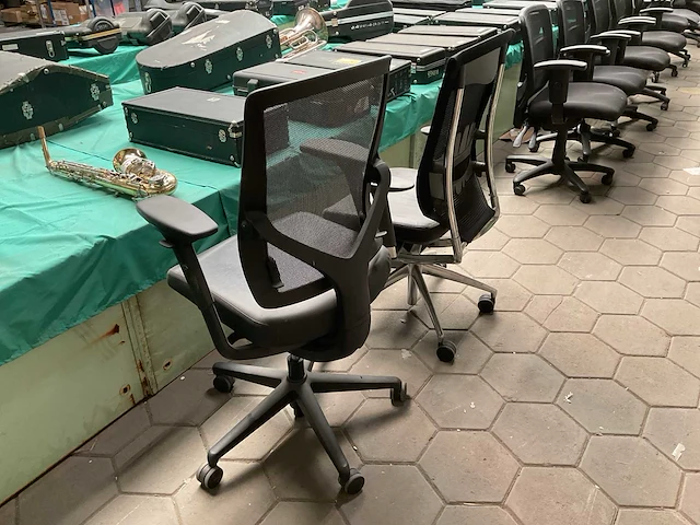 Verschillende bureaustoelen (2x) - afbeelding 3 van  4
