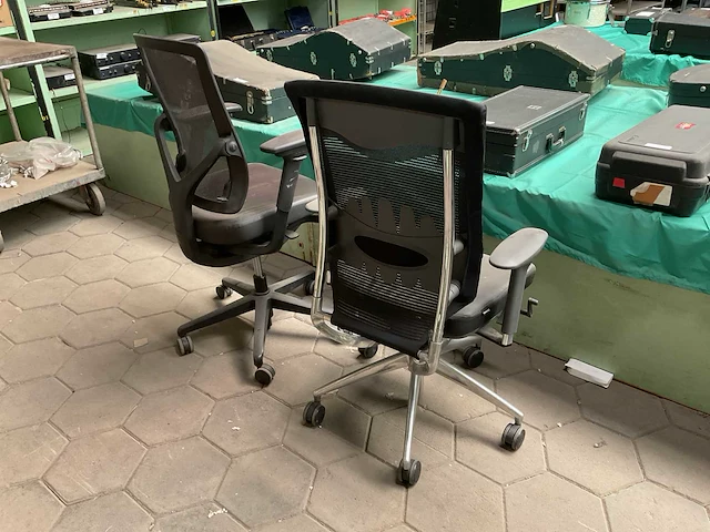 Verschillende bureaustoelen (2x) - afbeelding 4 van  4
